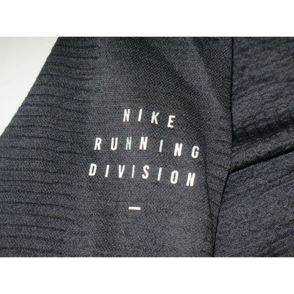 Nike CU6191 Women's Sz M Black Run Division 1/2-Zip Wool/Nylon Running Top $120+ - Picture 5 of 9